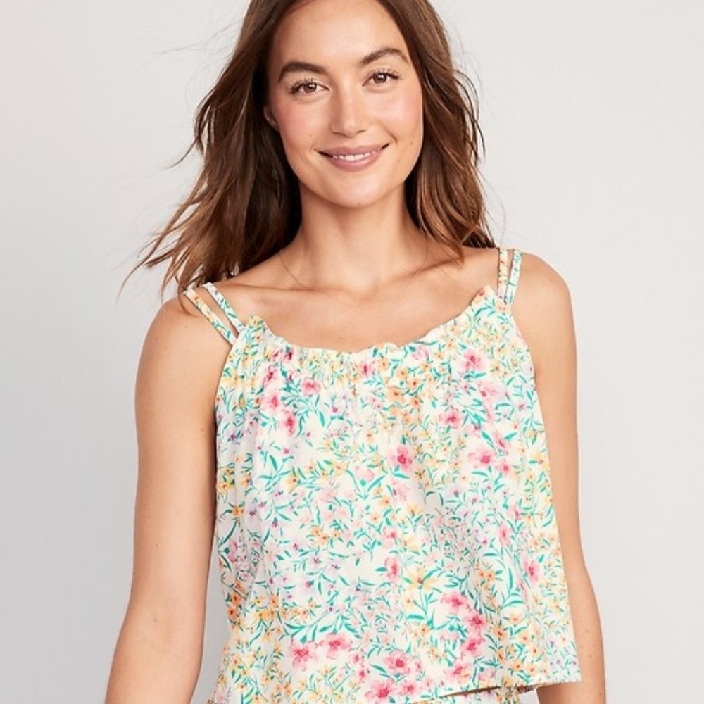 NWT Old Navy Ruffle-Trimmed White Floral Double-Strap Cami Top Large
